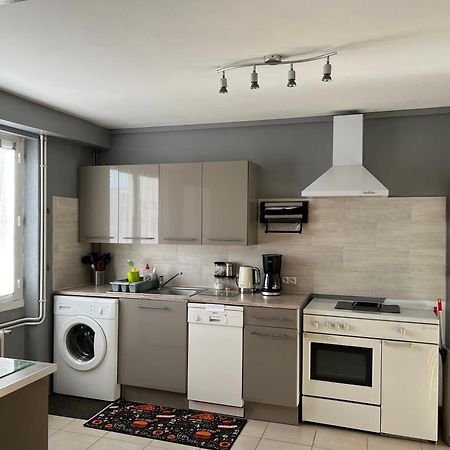 Gite Du St Martin Apartment Oradour-Fanais Exterior photo